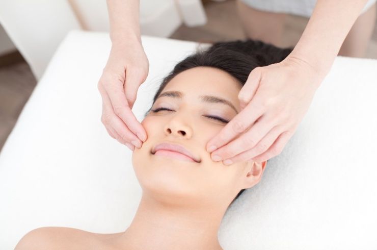 脱毛（顔全体）　１回																																																	