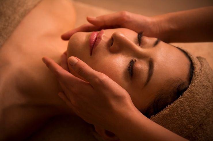 美白コラーゲン光フェイシャル　ショートコース（光2倍）																																		